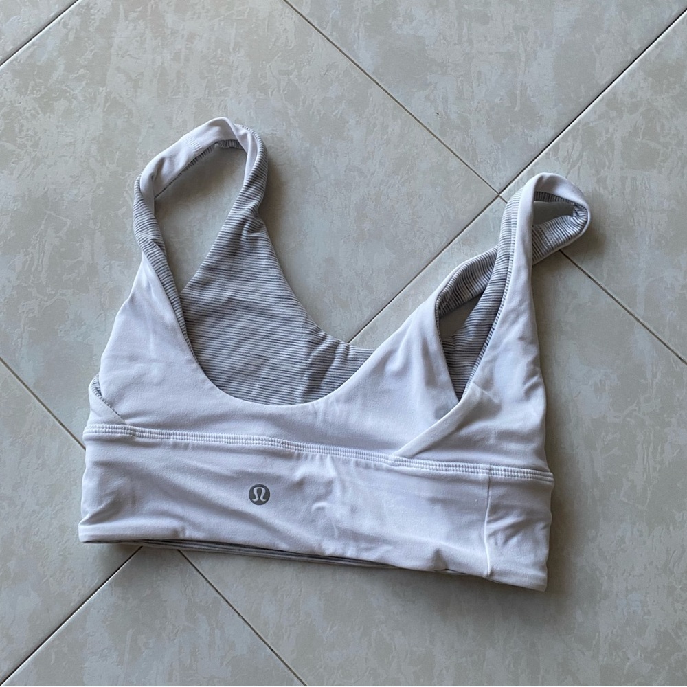 Size 4 reversible align bra